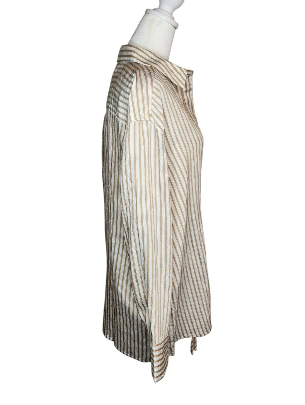 NEW Loft Beige Striped Top with Asymmetrical Tie Size Medium - Picture 2 of 7